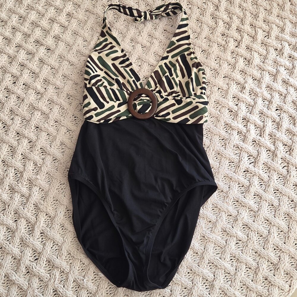 La Blanca One Piece V-Neck Halter Swimsuit Wooden O-Ring Size 12 Black Off-White